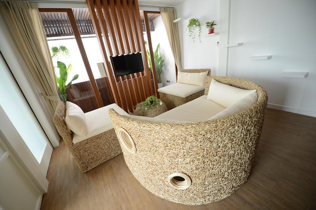 Vacio Suite Банкок Екстериор снимка