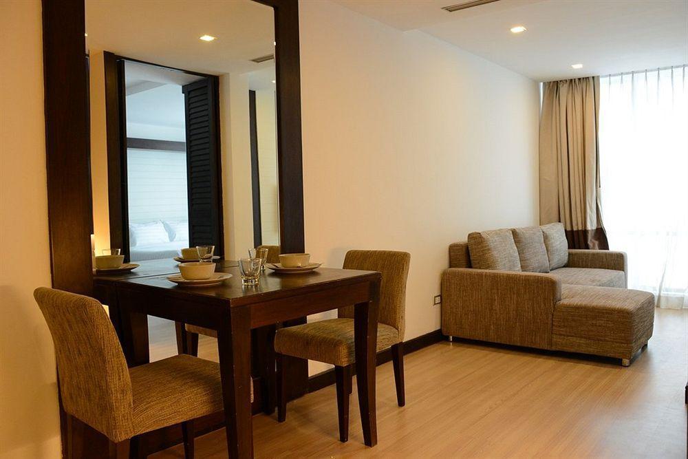 Vacio Suite Банкок Екстериор снимка