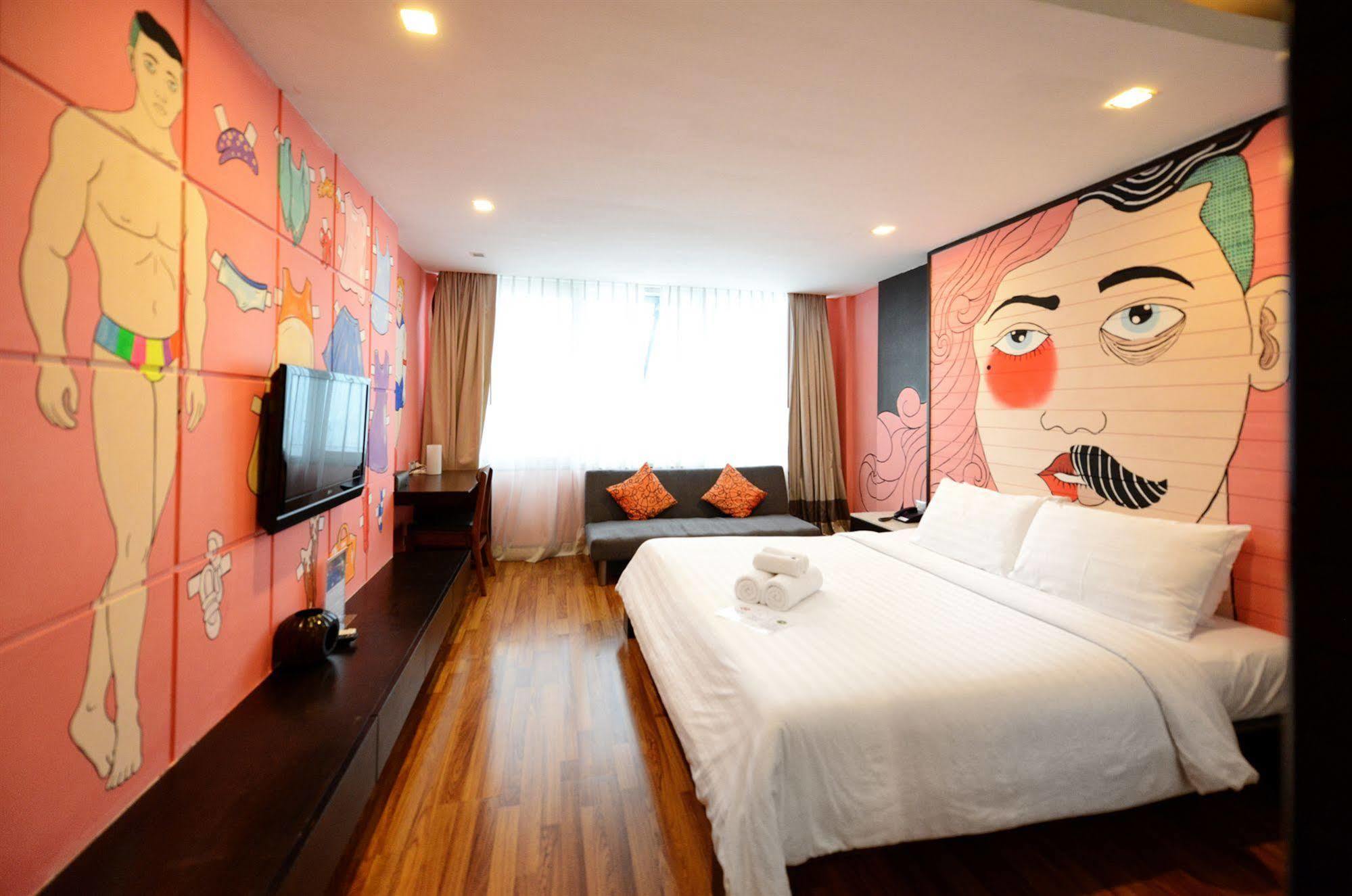 Vacio Suite Банкок Екстериор снимка