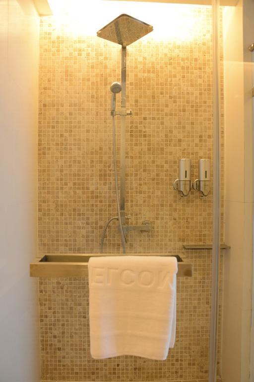 Vacio Suite Банкок Стая снимка